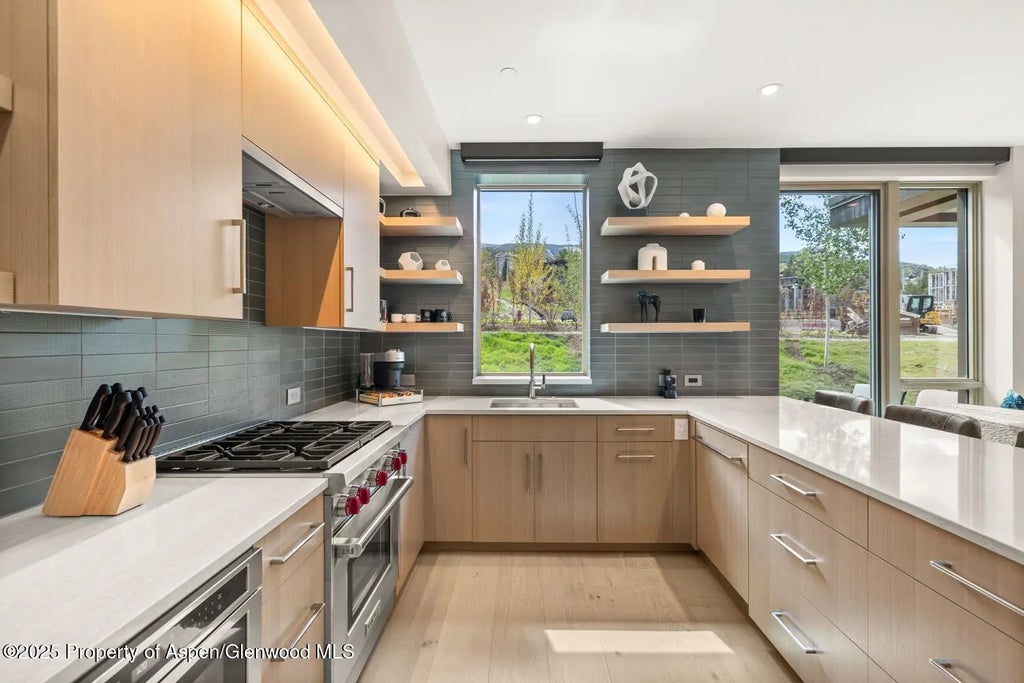 8 of 50 - 130 Wood Road 265-267, Snowmass Village, CO