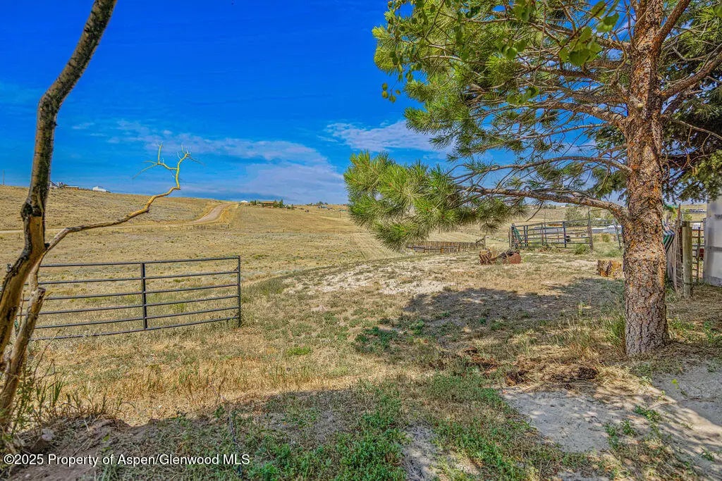 4 of 82 - 572 Western Avenue Avenue, Craig, CO