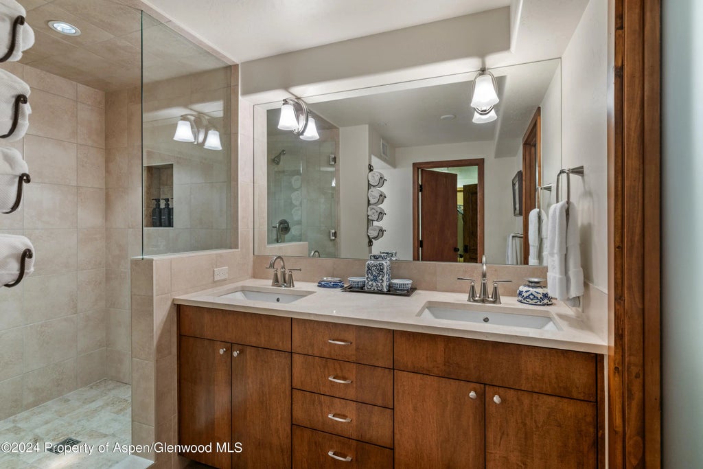 25 of 30 - 630 W Sopris Creek Road, Basalt, CO