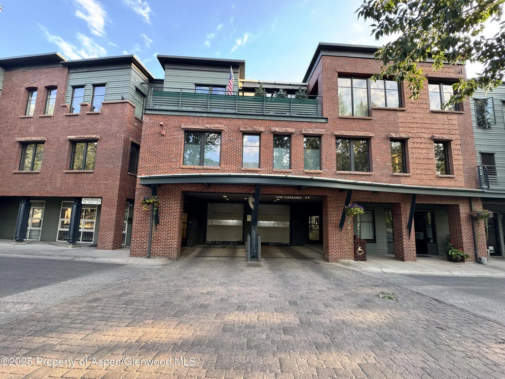 4 of 5 - 601 Rio Grande Place 017a & 017b, Aspen, CO