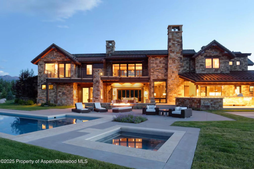 2 of 28 - 101 Byers Court, Aspen, CO