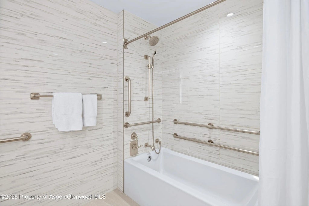 12 of 22 - 130 Wood Road 264, Snowmass Village, CO