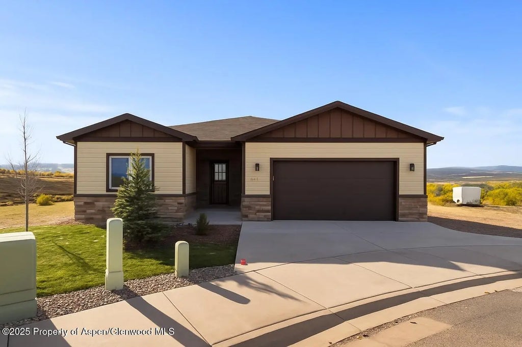 67 Belgian Court, Silt