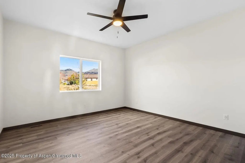 11 of 13 - 67 Belgian Court, Silt, CO