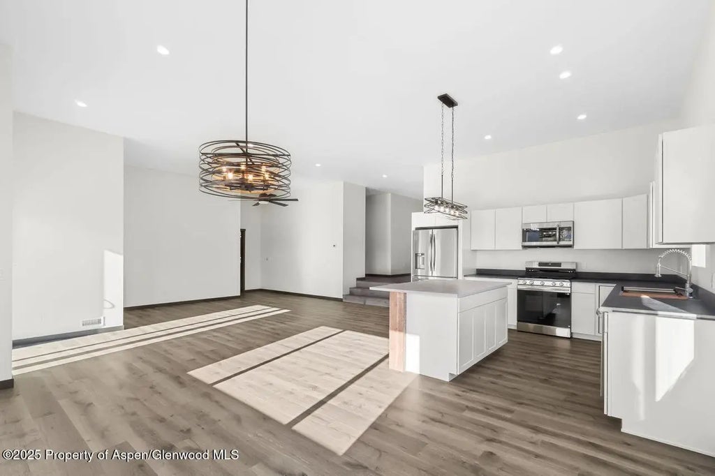 5 of 13 - 67 Belgian Court, Silt, CO