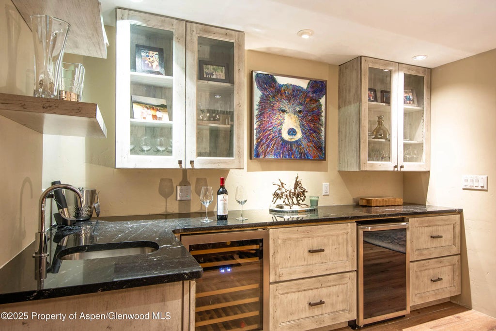 8 of 30 - 215 Maple Ridge Lane, Snowmass Village, CO