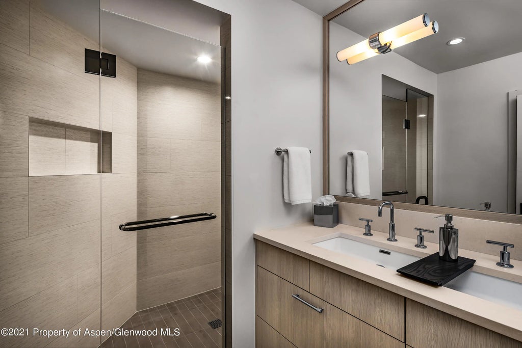 12 of 25 - 704 E Hyman Avenue, Aspen, CO