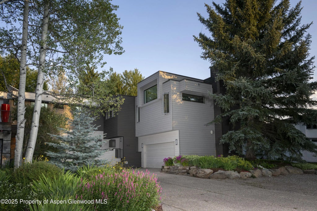 1 of 37 - 1417 Sierra Vista Drive, Aspen, CO