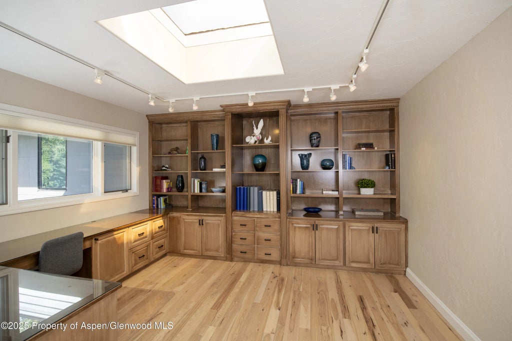 13 of 37 - 1417 Sierra Vista Drive, Aspen, CO
