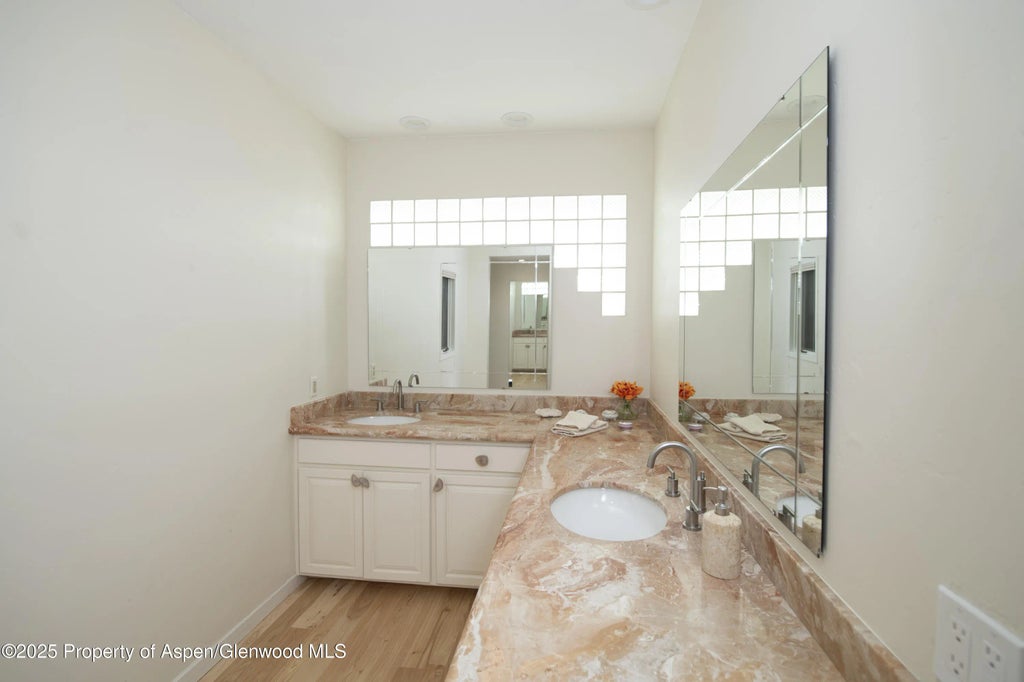 16 of 37 - 1417 Sierra Vista Drive, Aspen, CO
