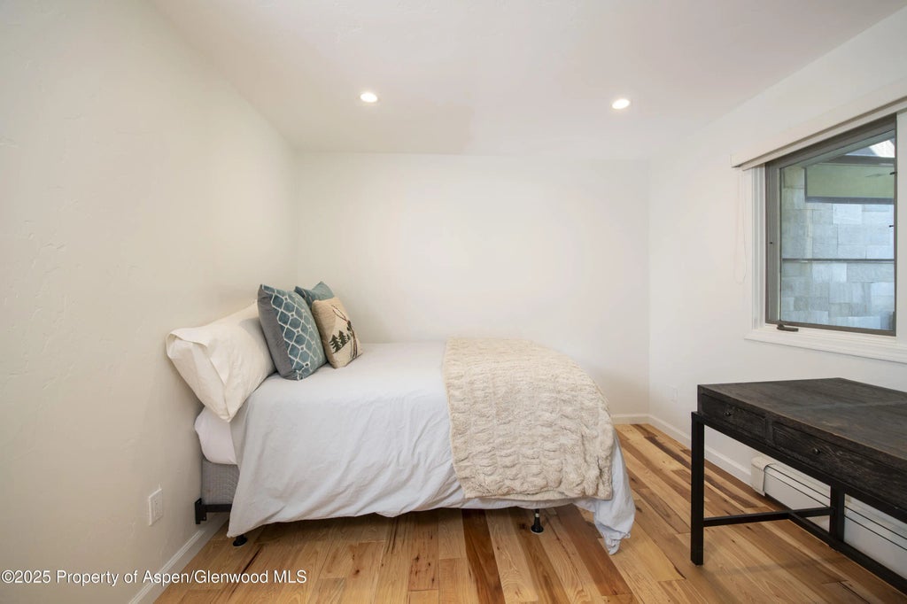 19 of 37 - 1417 Sierra Vista Drive, Aspen, CO