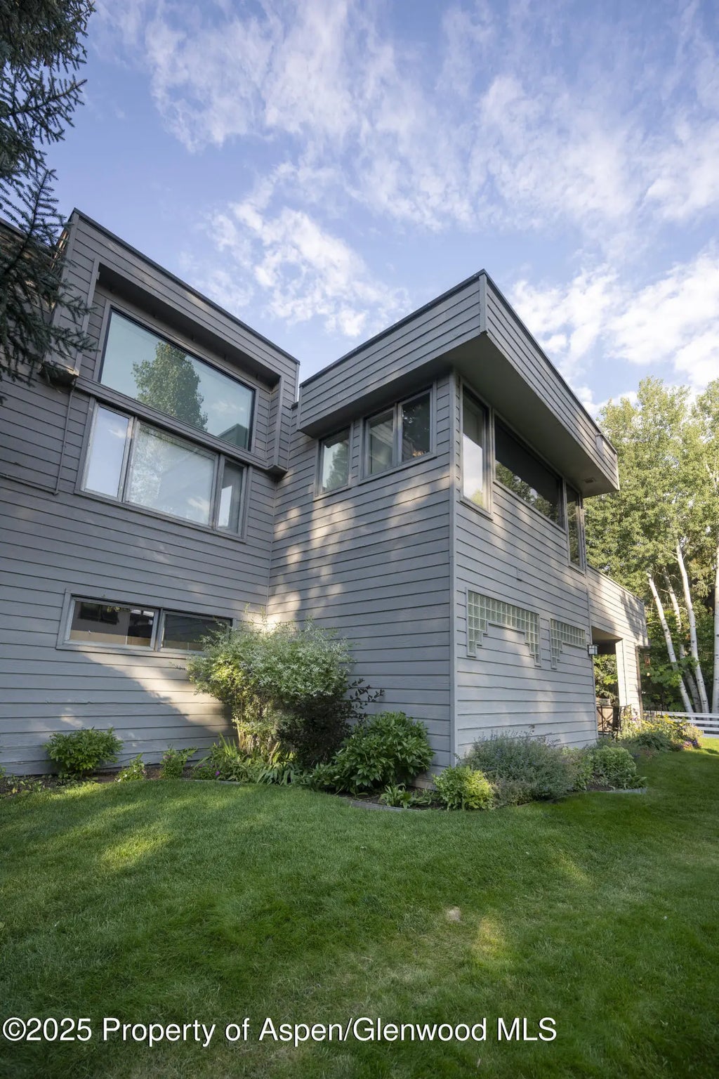 22 of 37 - 1417 Sierra Vista Drive, Aspen, CO
