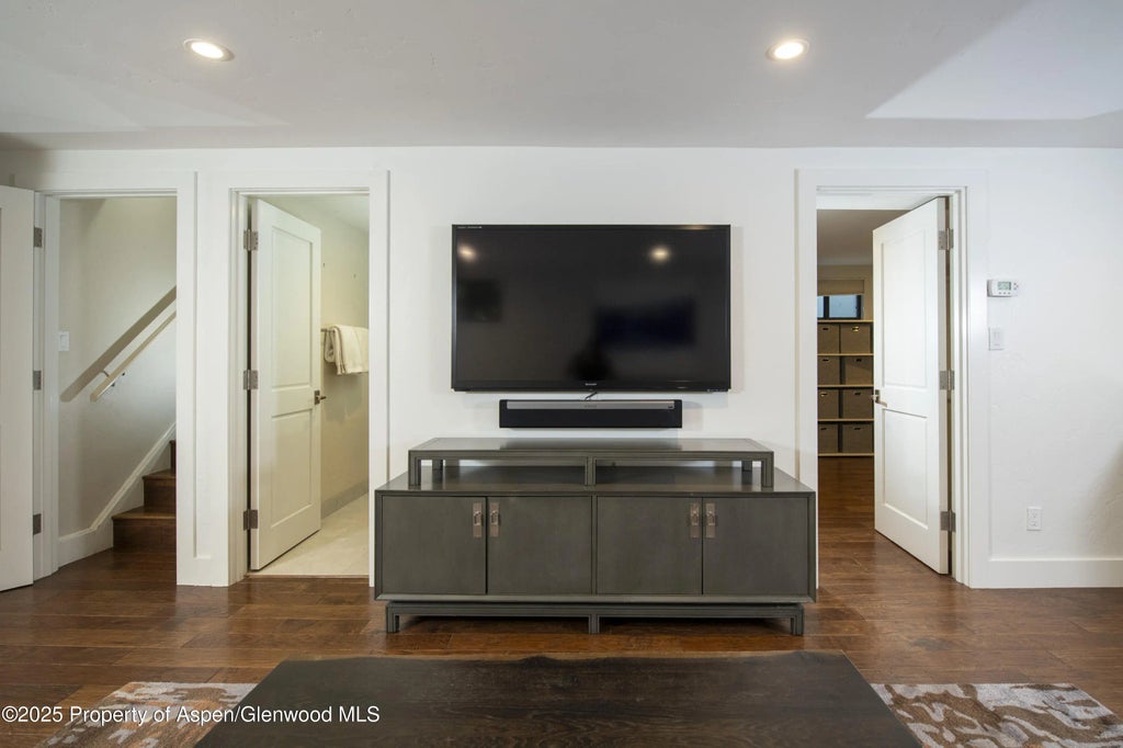 32 of 37 - 1417 Sierra Vista Drive, Aspen, CO