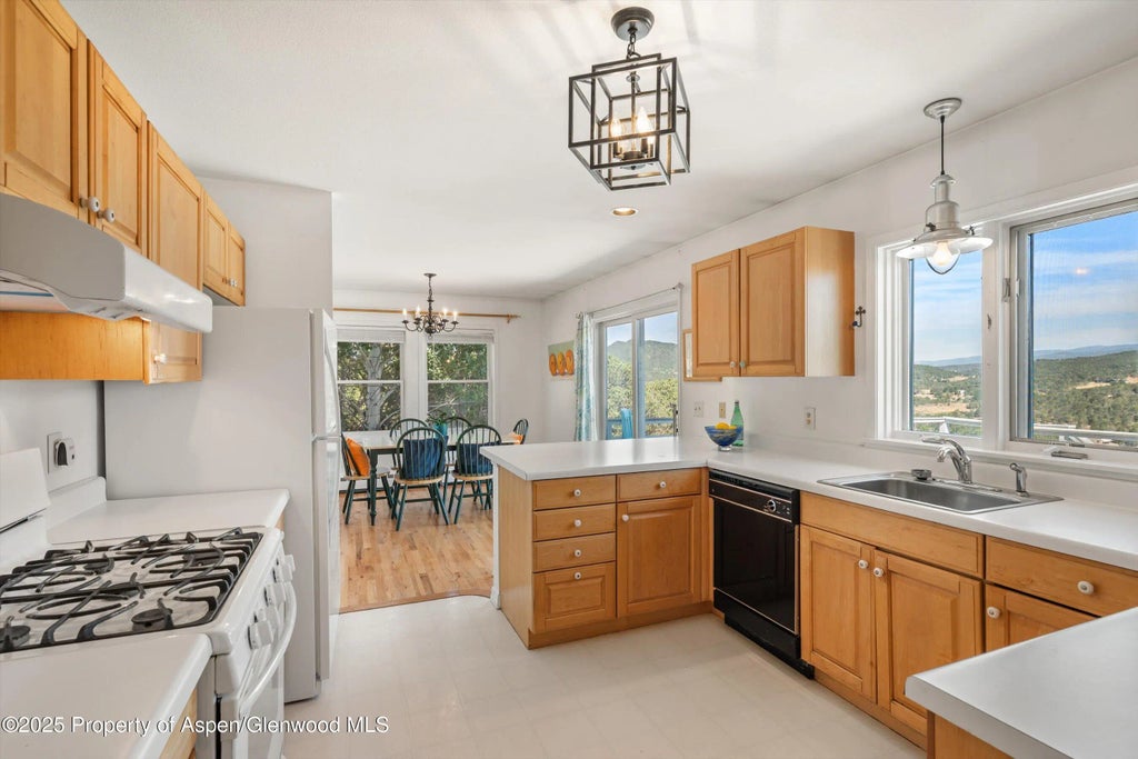 18 of 40 - 5357 County Road 100, Carbondale, CO