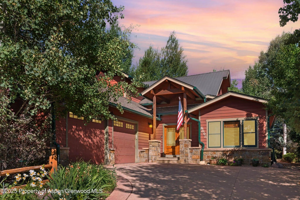 1 of 35 - 0069 Old Midland Drive, Glenwood Springs, CO