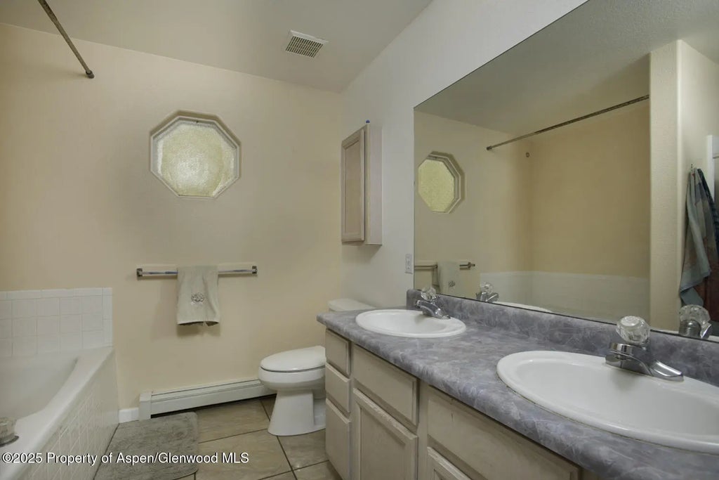 23 of 39 - 1553 E 12th Street, Rifle, CO