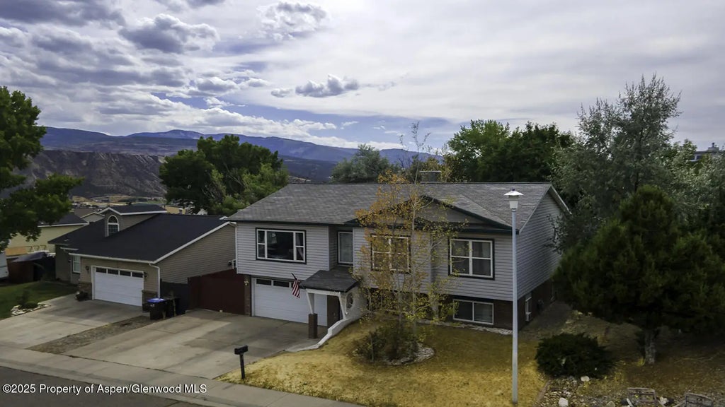 30 of 39 - 1553 E 12th Street, Rifle, CO