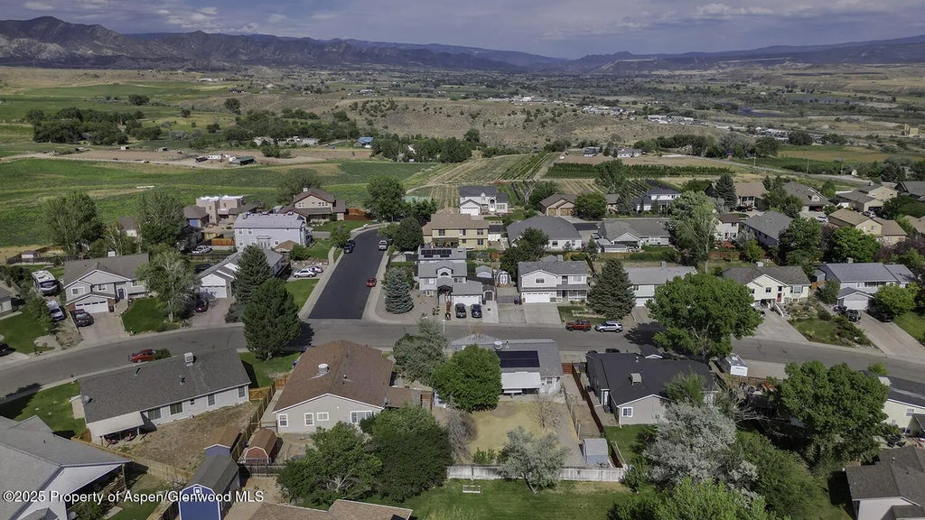 33 of 39 - 1553 E 12th Street, Rifle, CO