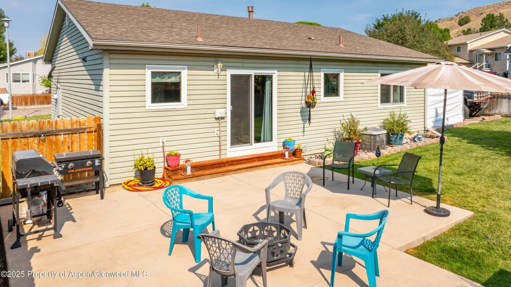 13 of 20 - 434 Kim Drive, Silt, CO