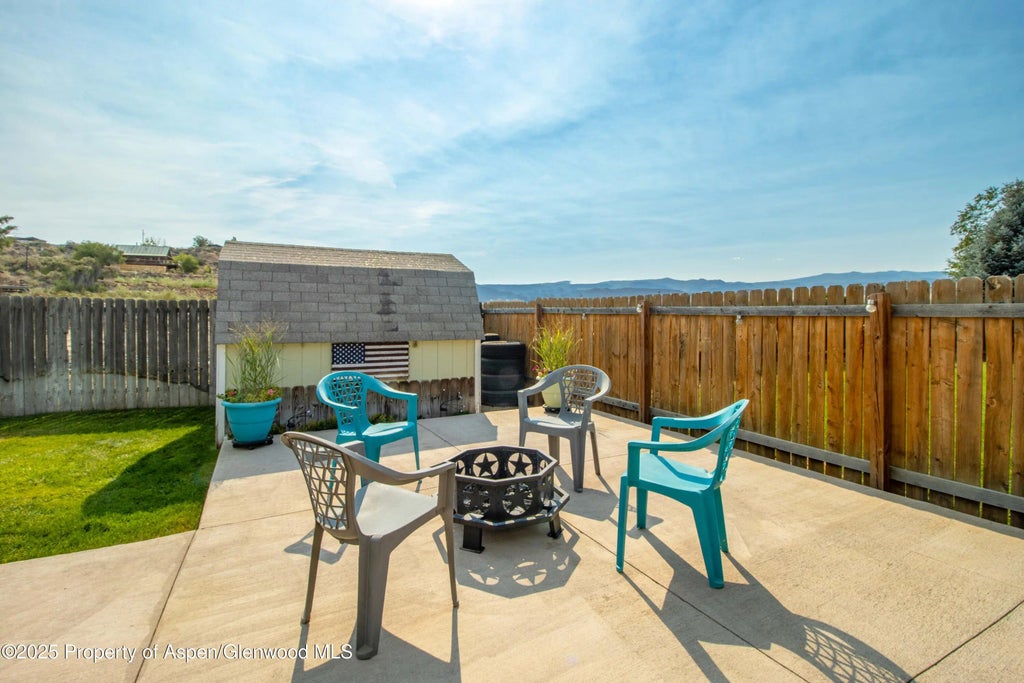 16 of 20 - 434 Kim Drive, Silt, CO