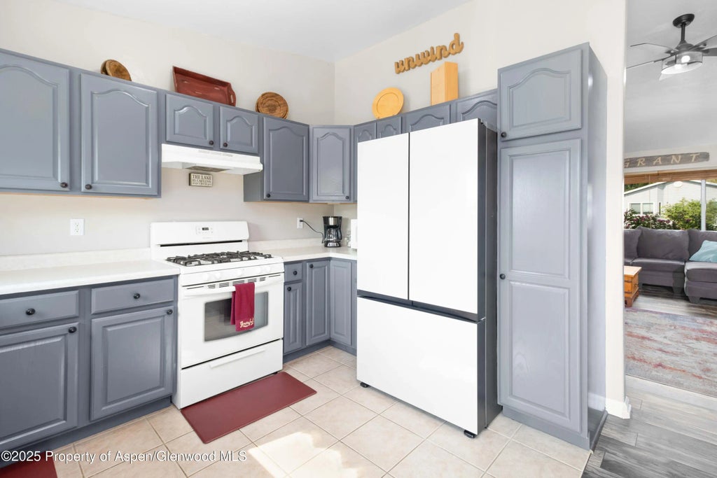 8 of 20 - 434 Kim Drive, Silt, CO