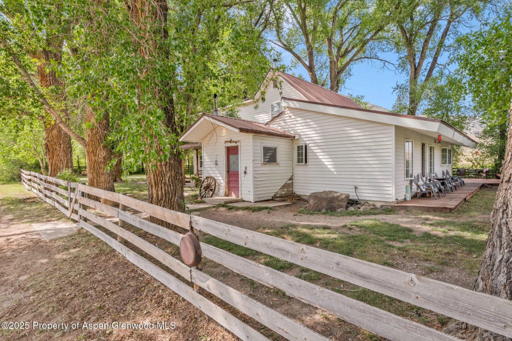 121 of 165 - 2956 County Road 37, Hamilton, CO