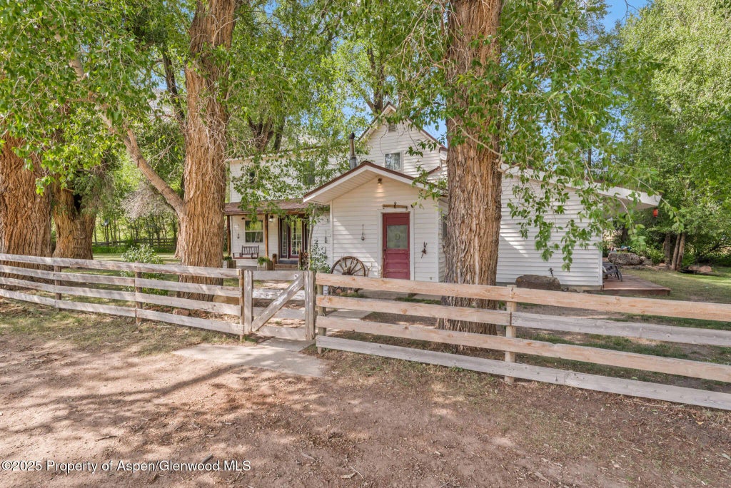 122 of 165 - 2956 County Road 37, Hamilton, CO