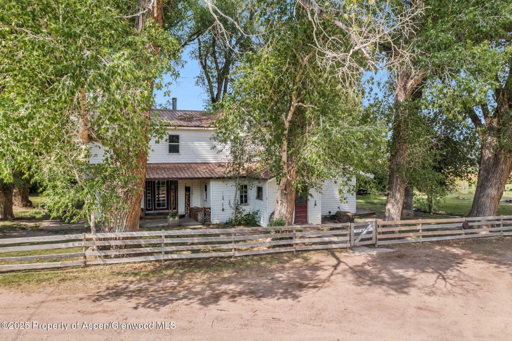 8 of 165 - 2956 County Road 37, Hamilton, CO