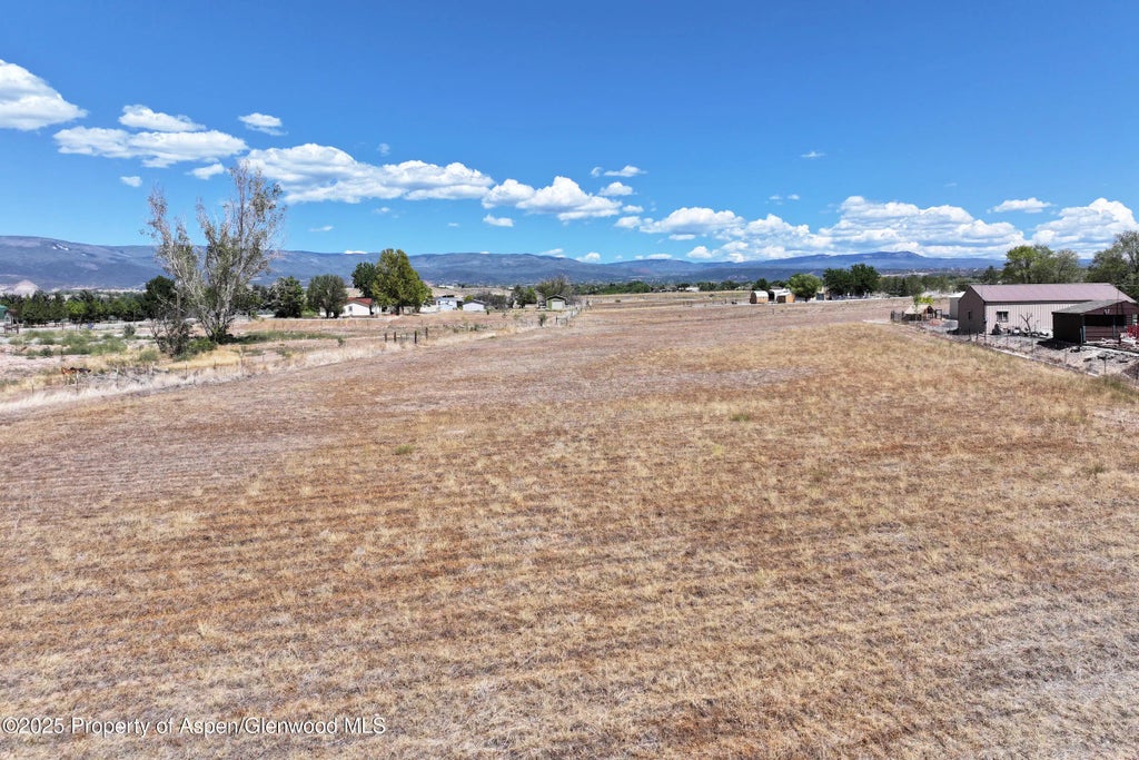 11 of 36 - 21045 Nowhere Road, Eckert, CO