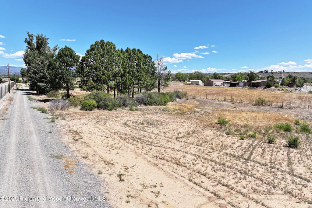 9 of 36 - 21045 Nowhere Road, Eckert, CO
