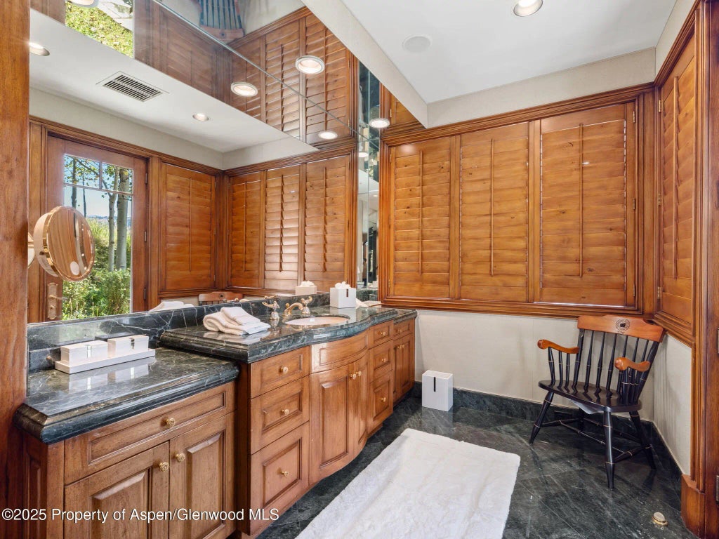 20 of 65 - 715 Willoughby Way, Aspen, CO