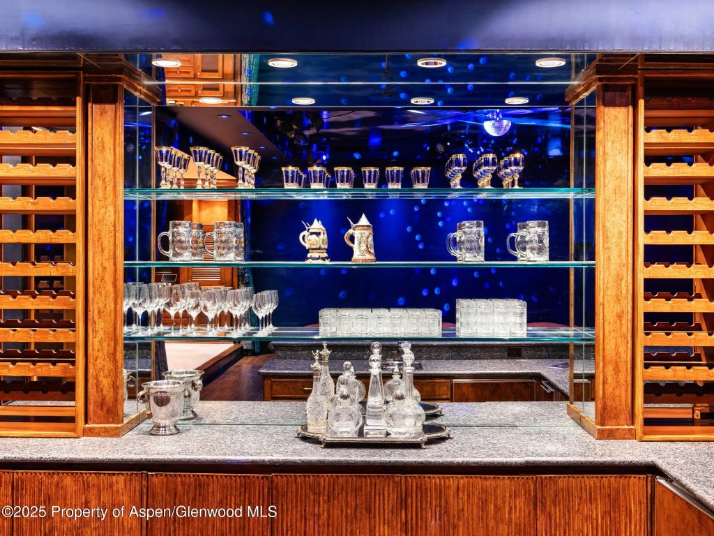 40 of 65 - 715 Willoughby Way, Aspen, CO