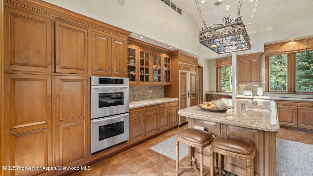 9 of 65 - 715 Willoughby Way, Aspen, CO