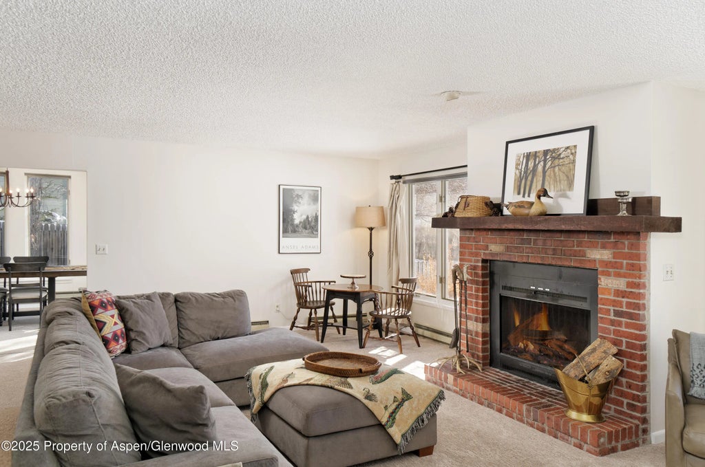 3 of 27 - 404 Stagecoach Lane, Carbondale, CO