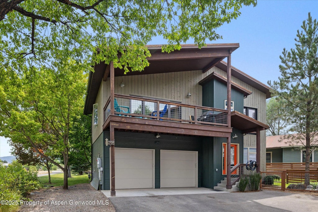 3 of 11 - 296/298 N 7th Street, Carbondale, CO