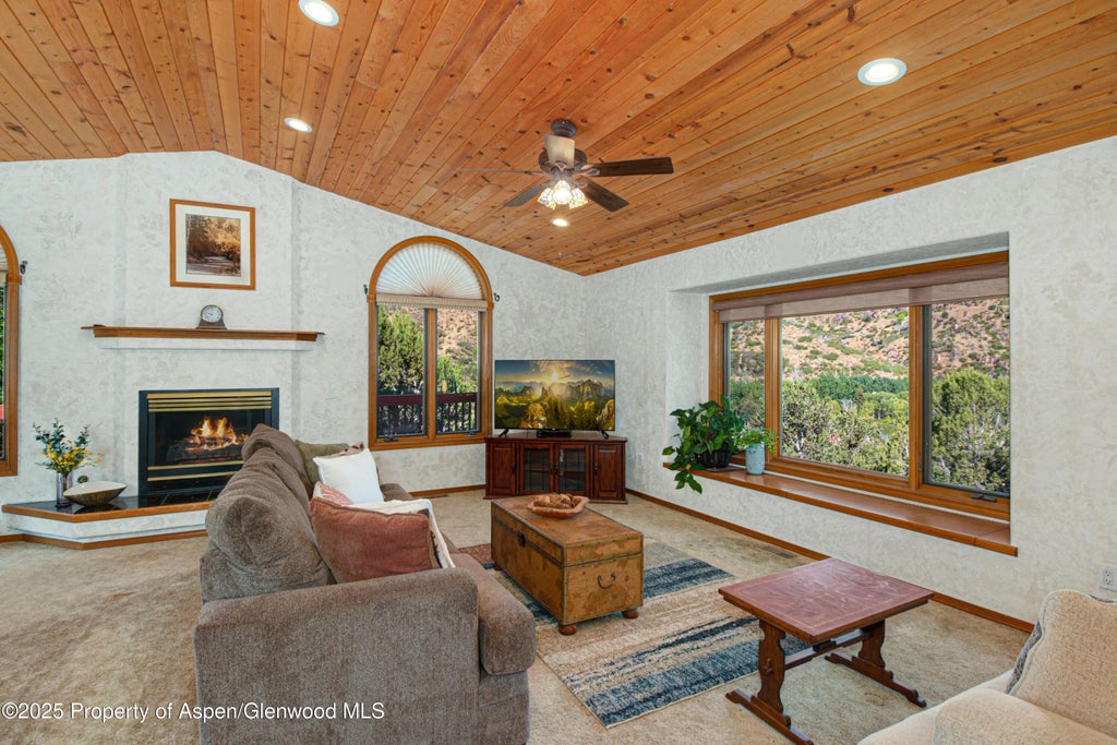 8 of 50 - 687 Canyon Creek Drive, Glenwood Springs, CO