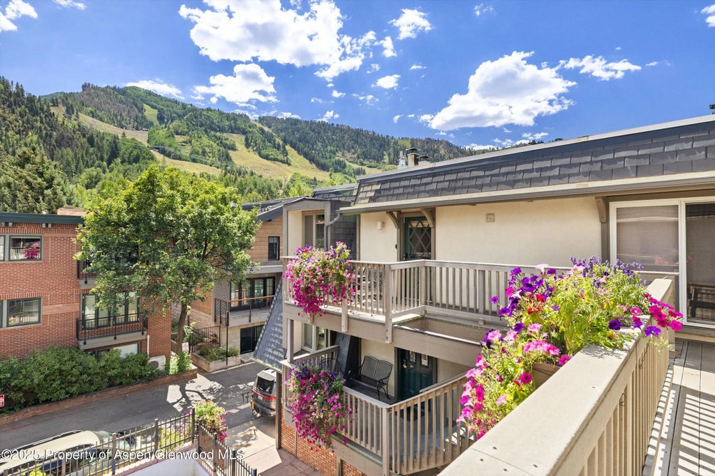 21 of 24 - 731 E Durant Avenue Unit 21, Aspen, CO