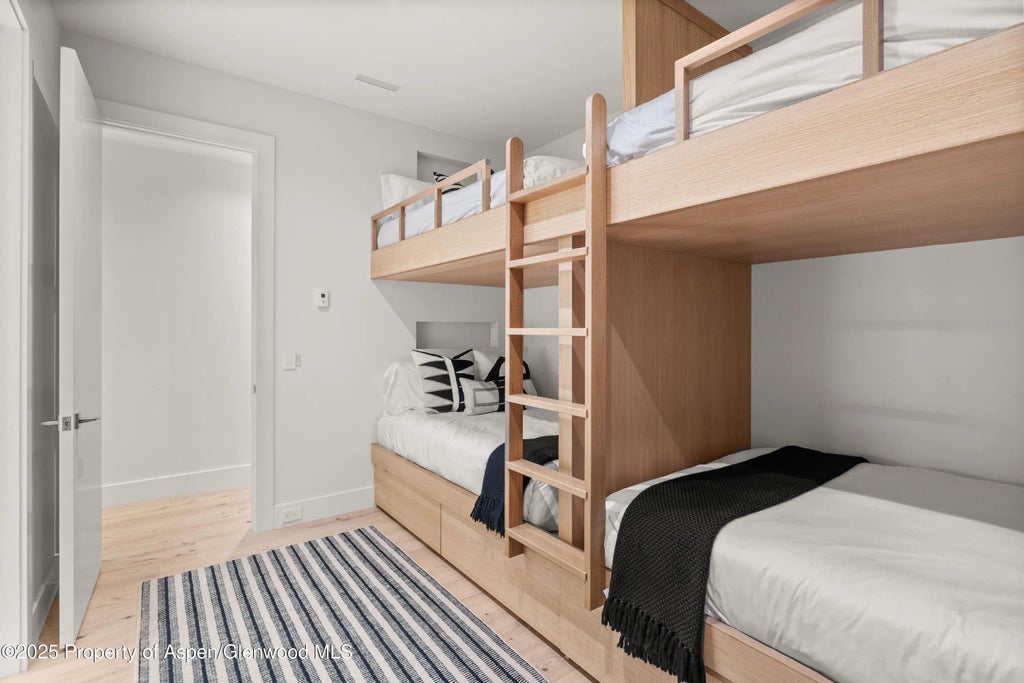 41 of 55 - 219 W Bleeker Street, Aspen, CO