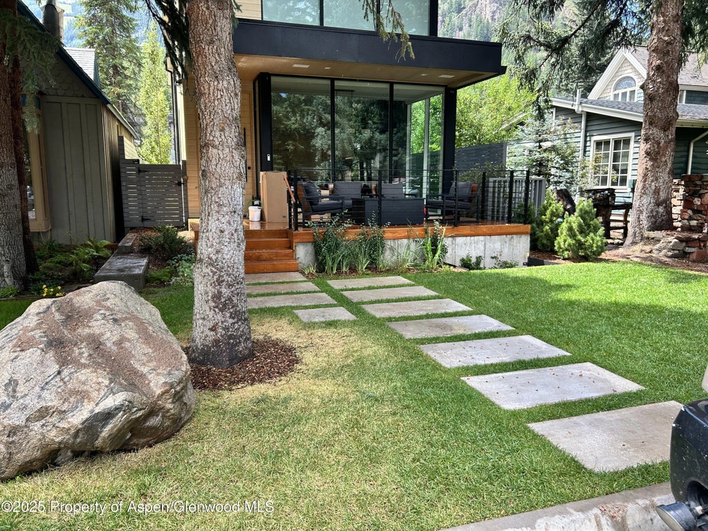 53 of 55 - 219 W Bleeker Street, Aspen, CO