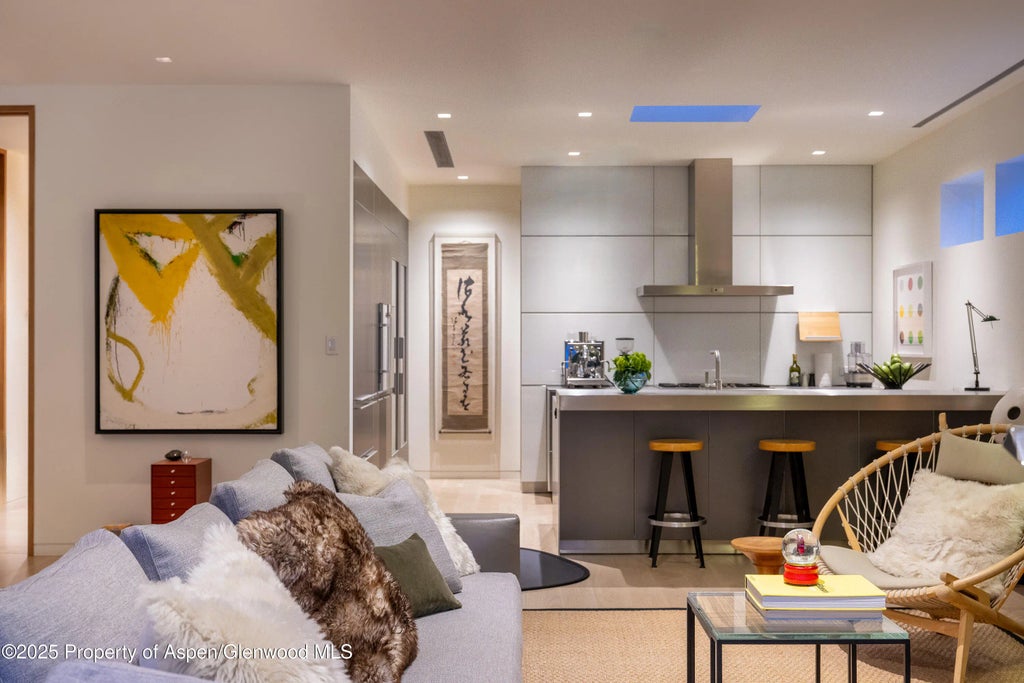 11 of 44 - 100 E Cooper Avenue 11, Aspen, CO