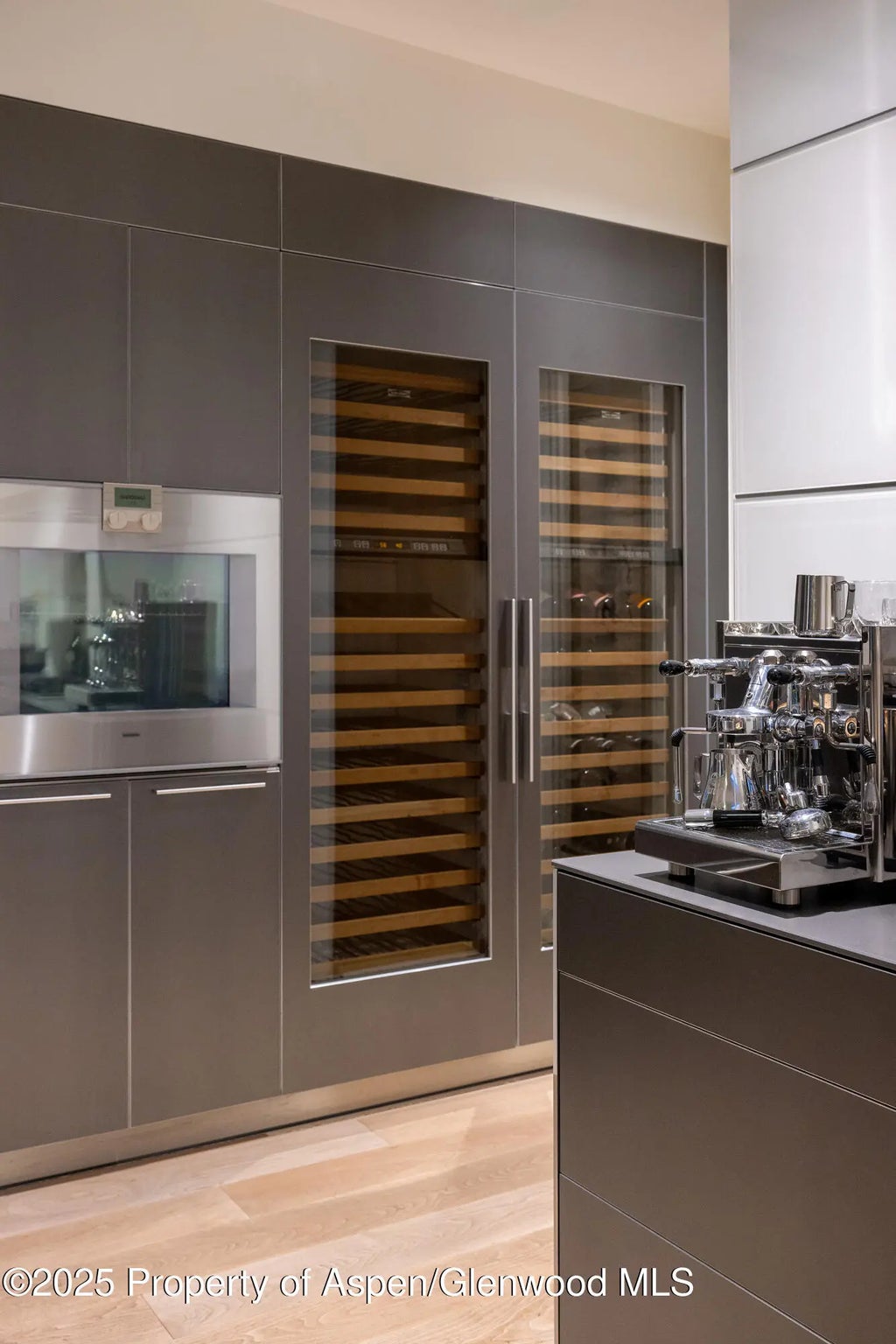 13 of 44 - 100 E Cooper Avenue 11, Aspen, CO