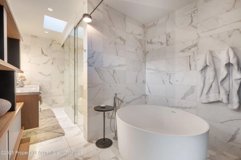 25 of 44 - 100 E Cooper Avenue 11, Aspen, CO