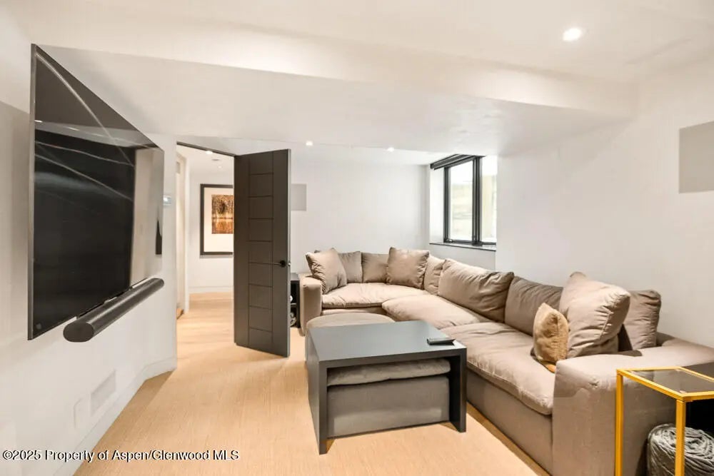 21 of 27 - 100 N 8th Street #15, Aspen, CO