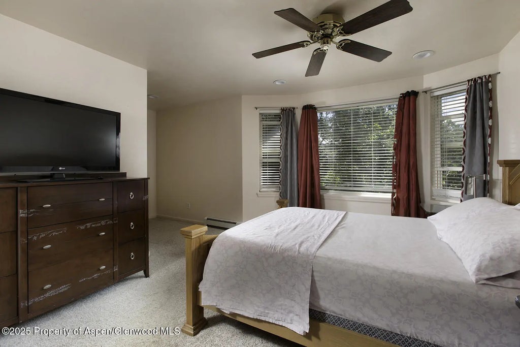 13 of 52 - 1122 Westlook Drive, Glenwood Springs, CO