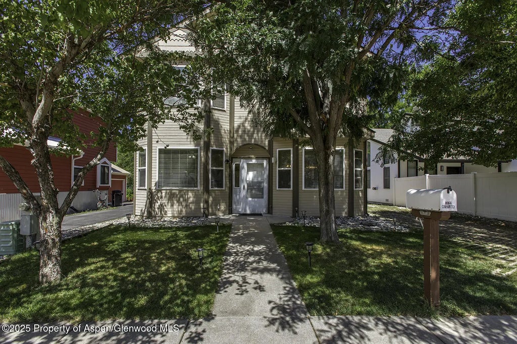 2 of 52 - 1122 Westlook Drive, Glenwood Springs, CO