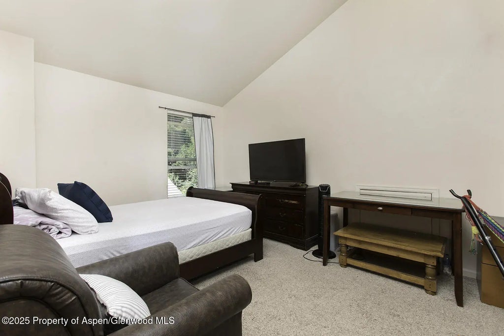 21 of 52 - 1122 Westlook Drive, Glenwood Springs, CO