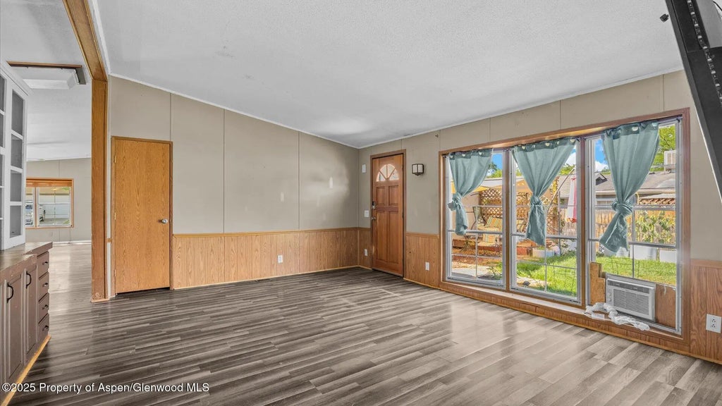 7 of 26 - 61 Cedar Circle, Battlement Mesa, CO