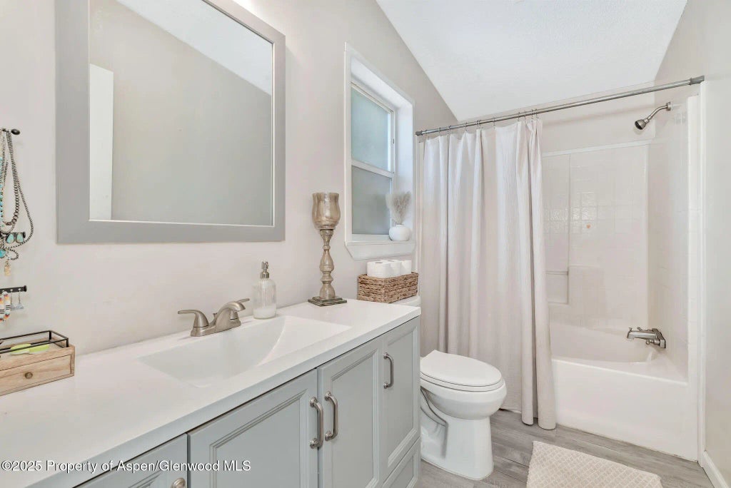 15 of 28 - 2152 Jeffcoat Drive, Craig, CO