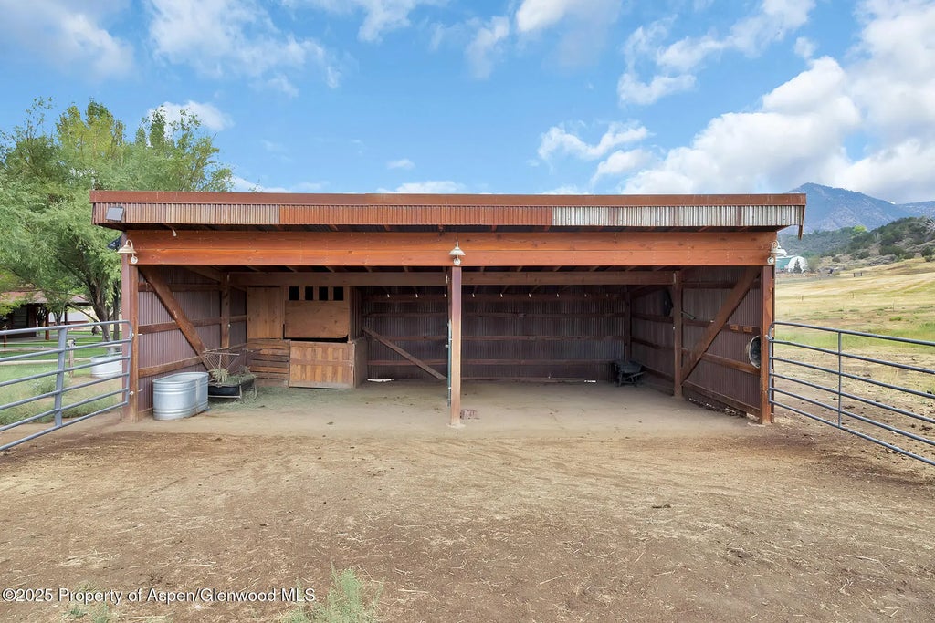 14 of 46 - 5998 County Road 233, Silt, CO