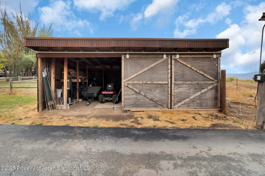 17 of 46 - 5998 County Road 233, Silt, CO